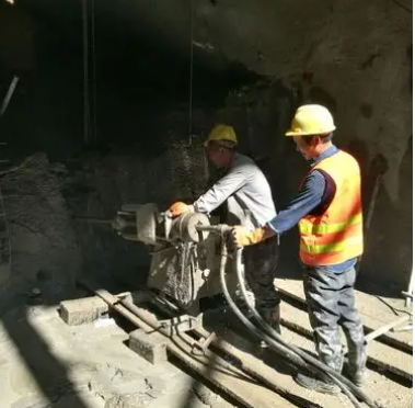 新乡水下抗分散灌浆料特点 水下不分散注浆料介绍